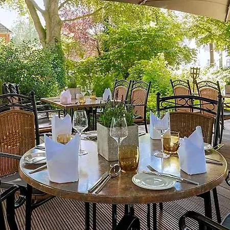 Upstalsboom Parkhotel 4* Эмден